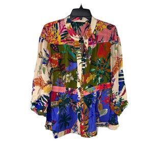 John Mark Blue and Red Graphic Buttoned Blouse with Mandarin Collar